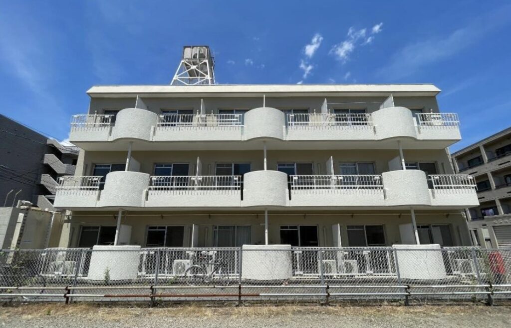 LIFIXの家 仙台柏木の外観（プチレジョン柏木・鉄筋コンクリート造3階建）